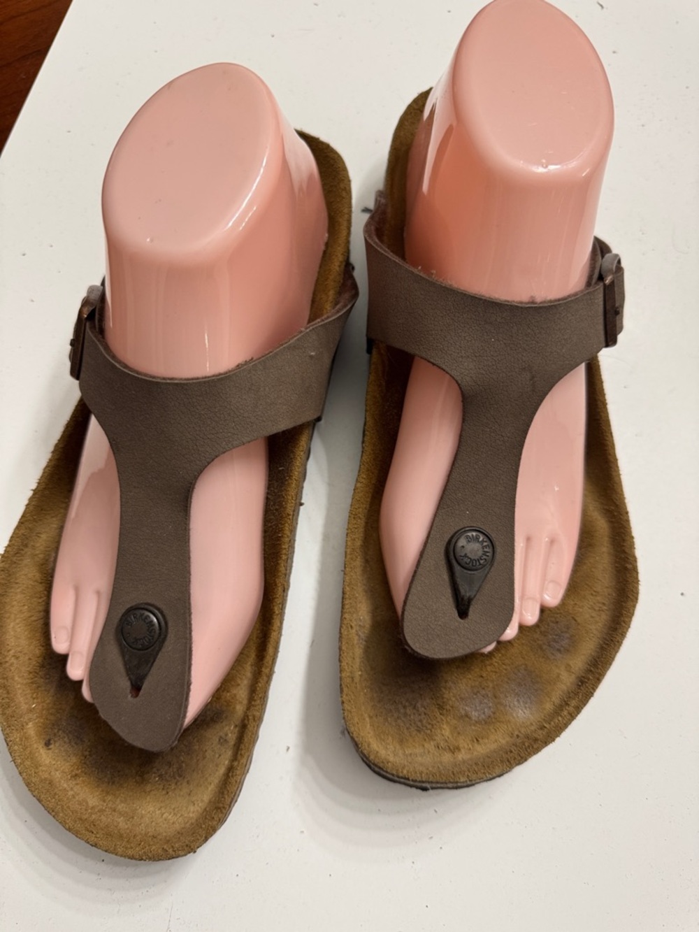 Birkenstock Brown T-strap Toe Post slipper size 41